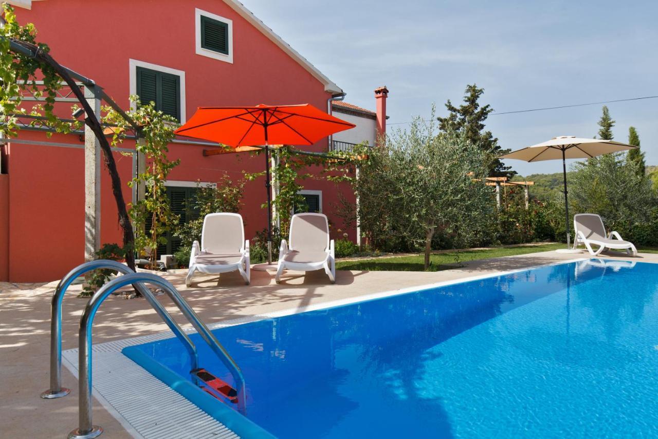 Villa Luna Sutomiscica Exterior photo